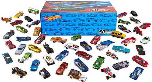 Hot Wheels 5-Car Pack of 1:64 Scale Vehicles, Gift for Collectors & Kids  Ages 3 Years Old & Up [Styles May Vary] : : Toys & Games